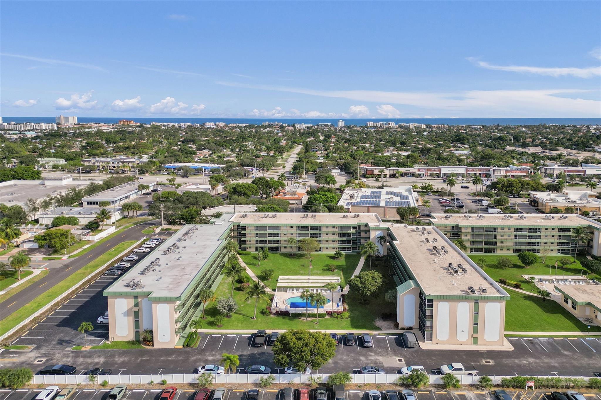 HAMPTON GARDENS - Residential