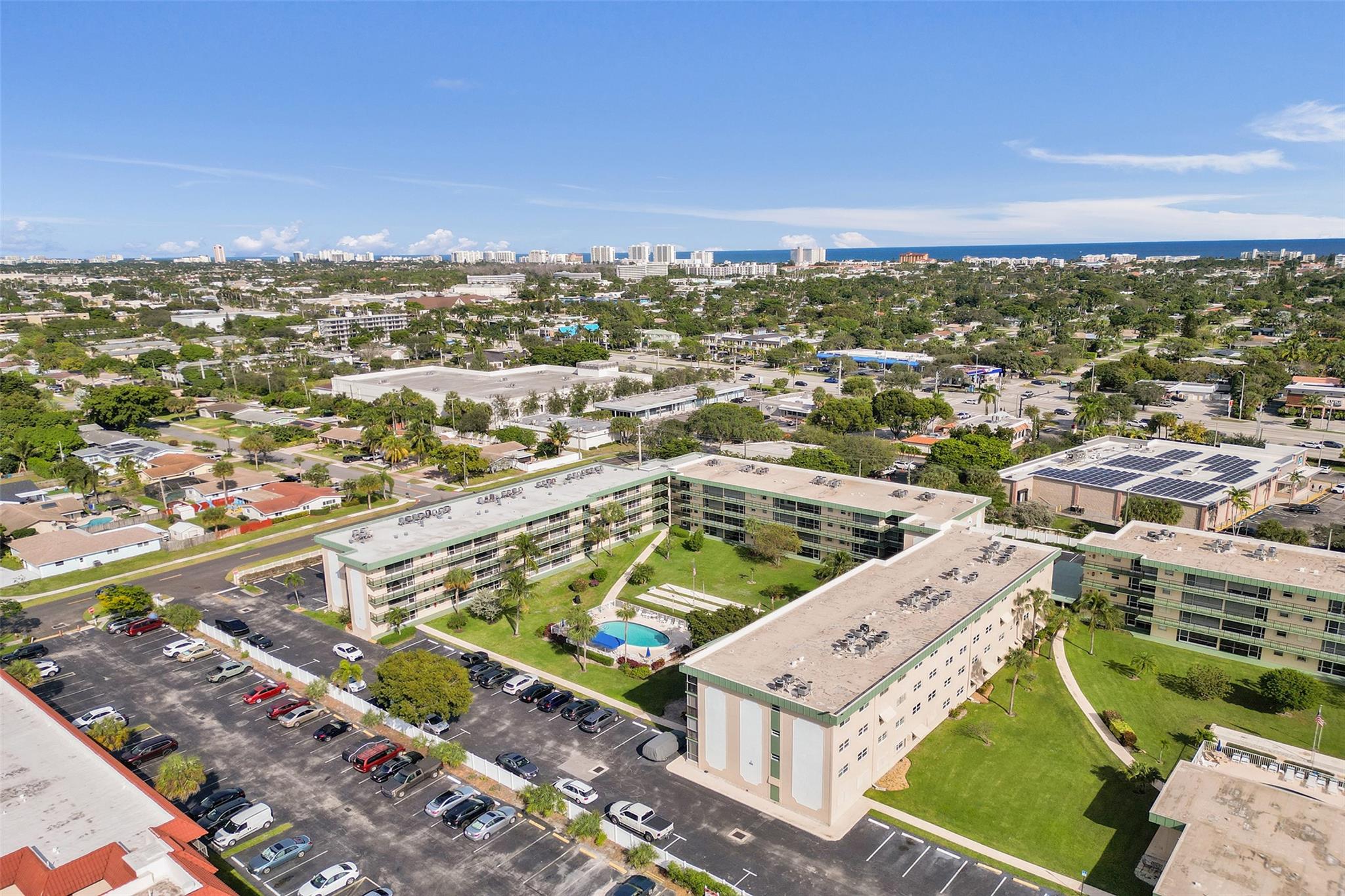 HAMPTON GARDENS - Residential