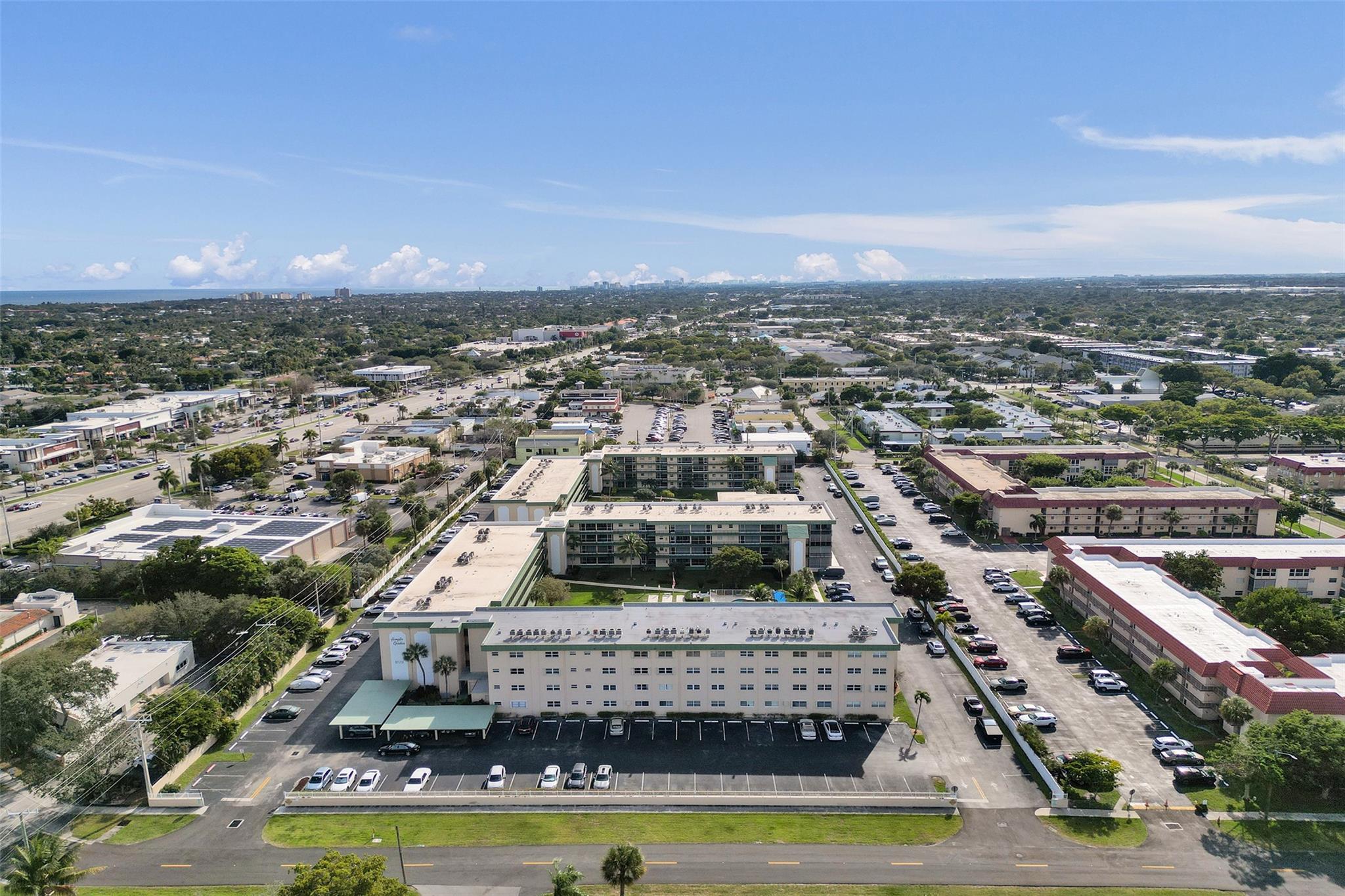 HAMPTON GARDENS - Residential