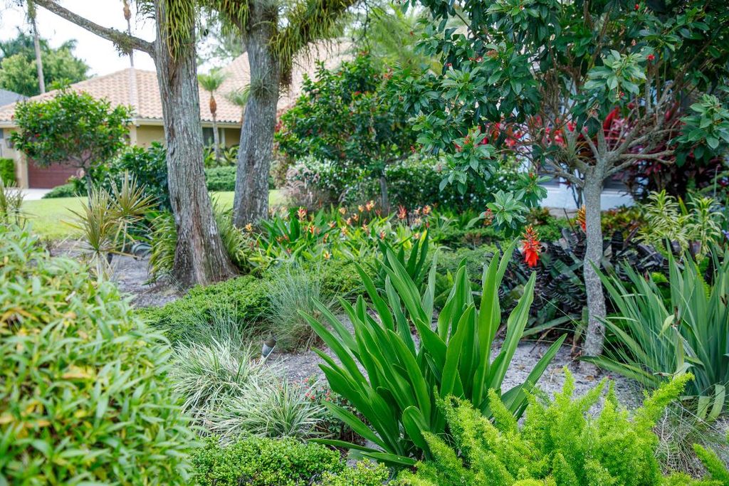 Photo of 900 Cosmos Court, Wellington, FL 33414 (MLS # R11102862)