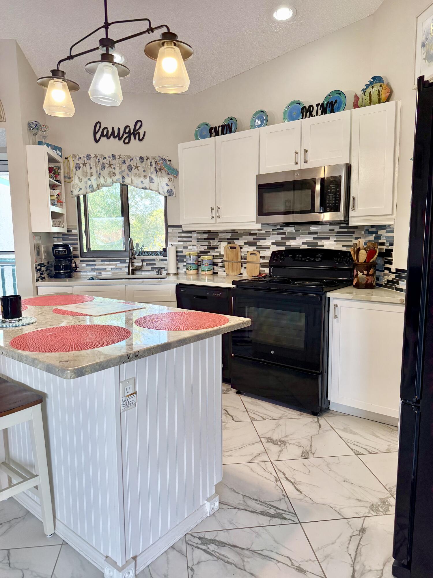 5415 Casablanca Circle L25