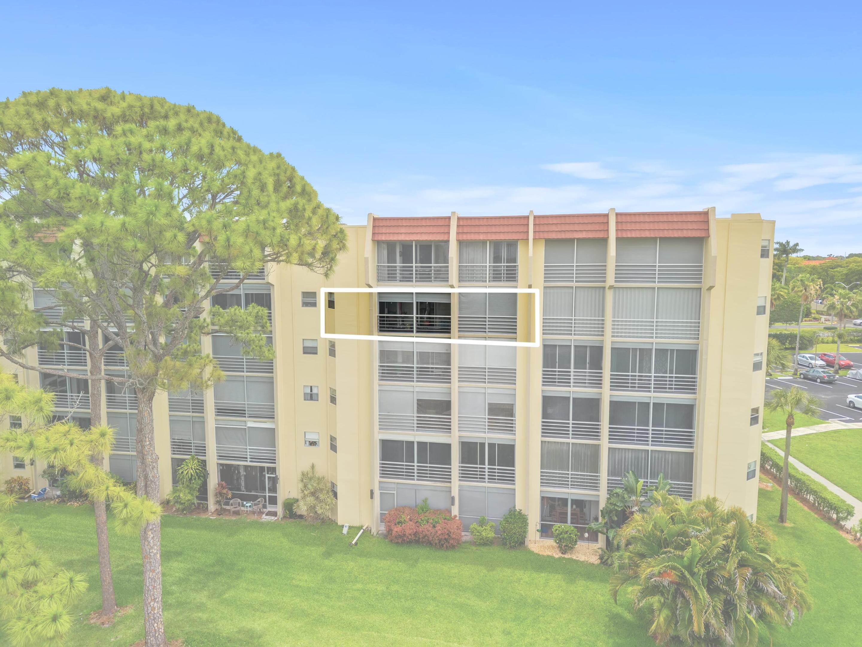 POINCIANA PLACE CONDO 1,2,8 AND 9 - Residential