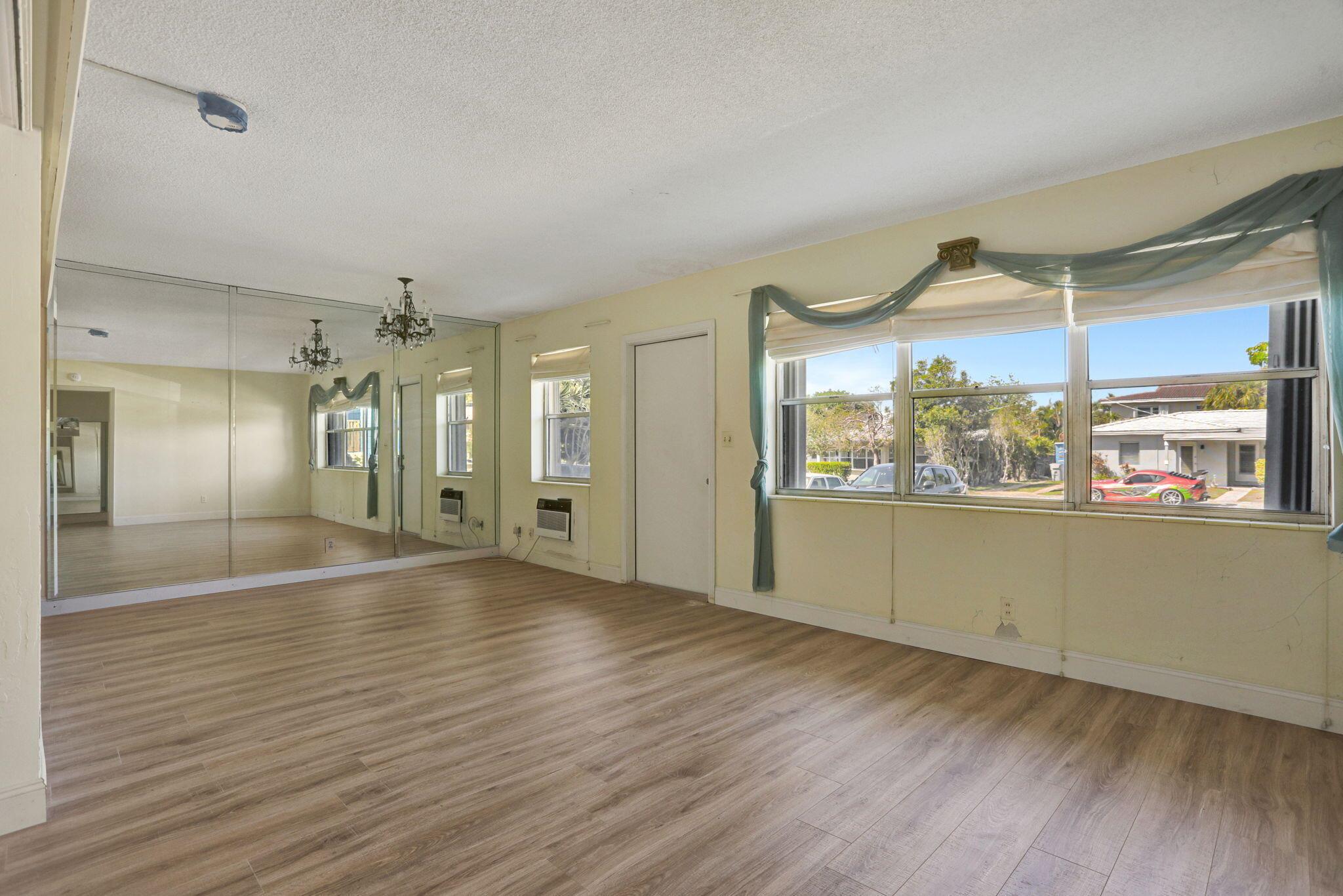 SOUTH WINDS CO-OP - Residential