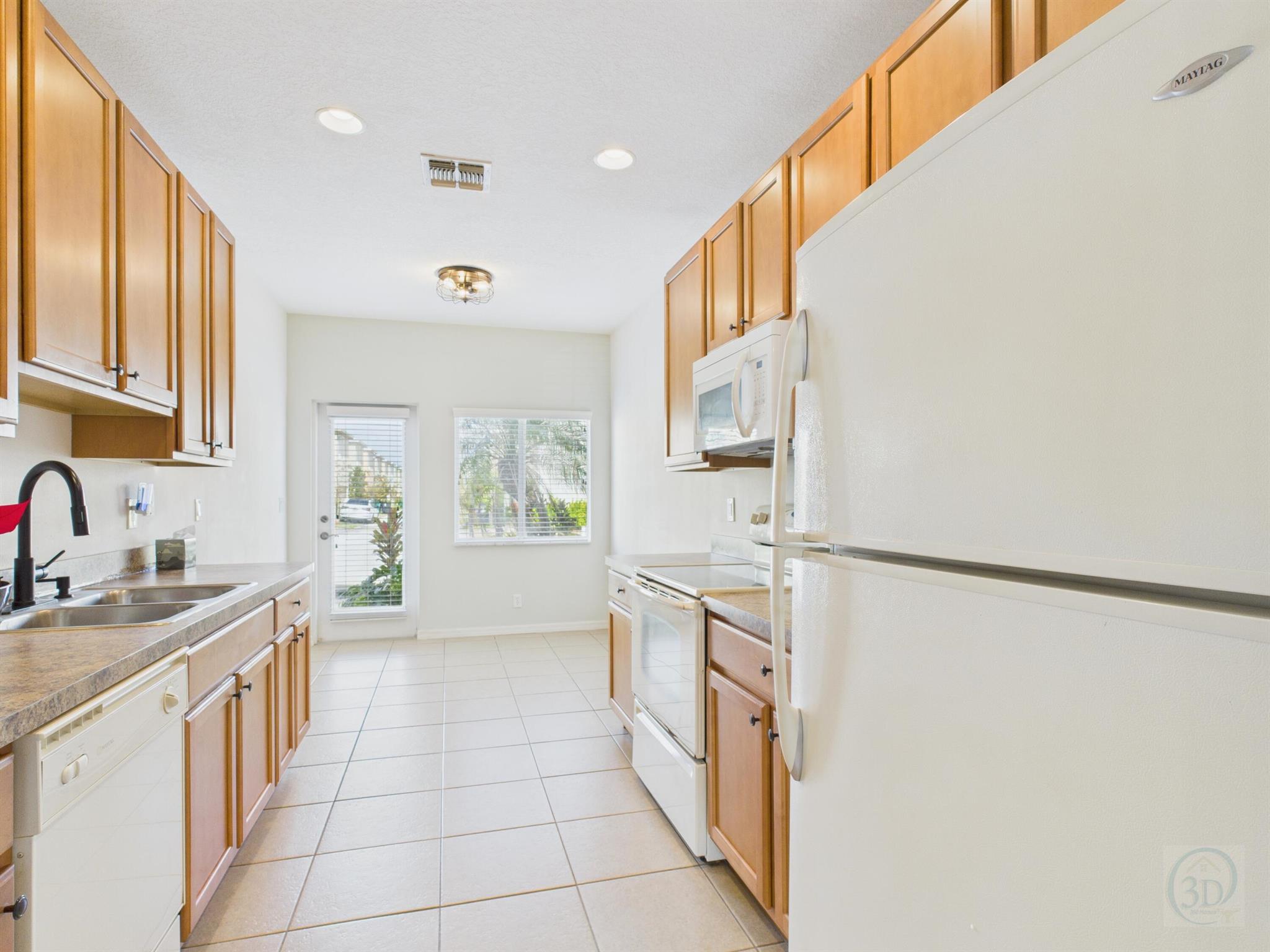 EAST LAKE VILLAGE NO 3 - Residential