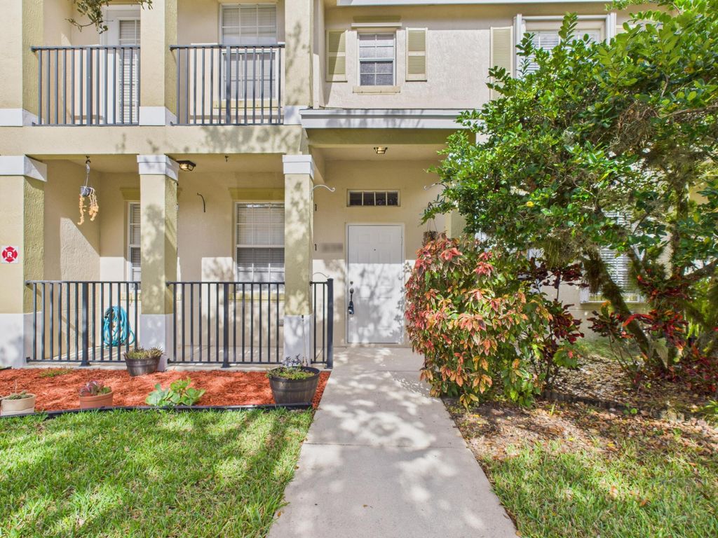 Photo of 2139 SE Jamieson Drive, Port Saint Lucie, FL 34952 (MLS # R11150818)