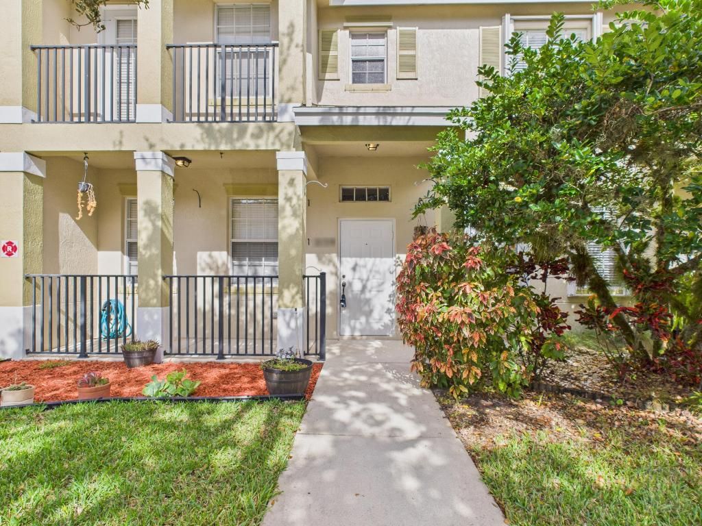 Photo of 2139 SE Jamieson Drive, Port Saint Lucie, FL 34952 (MLS # R11150818)