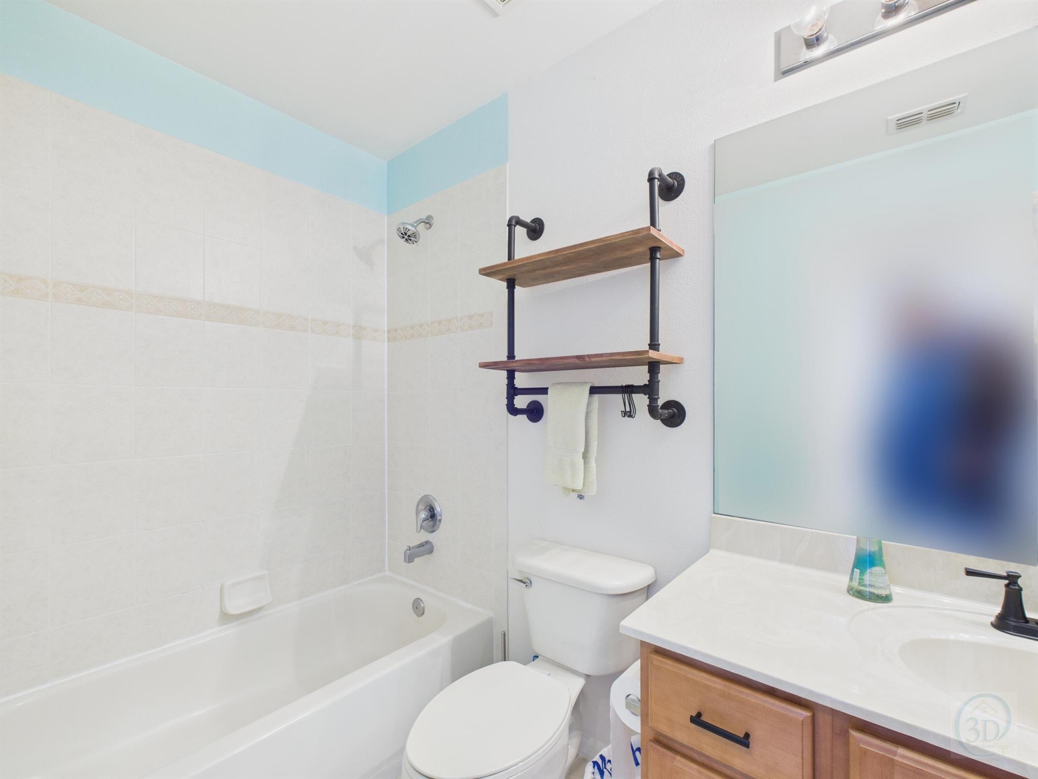 EAST LAKE VILLAGE NO 3 - Residential