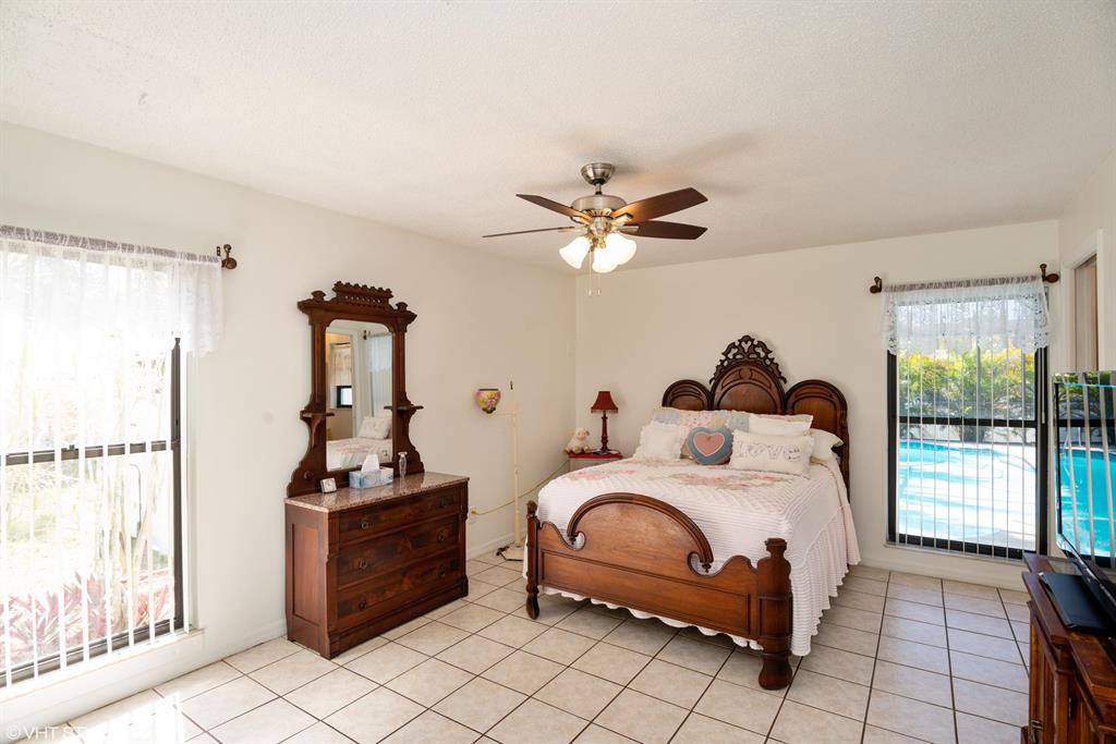 VERO BEACH HIGHLANDS SUB UNIT 4 - Residential