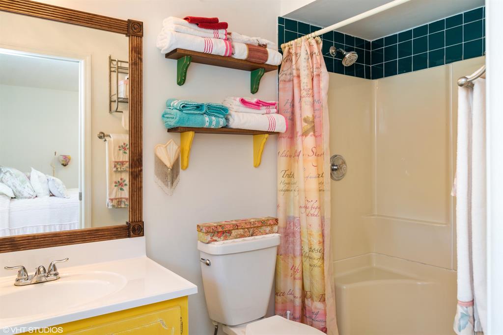 VERO BEACH HIGHLANDS SUB UNIT 4 - Residential