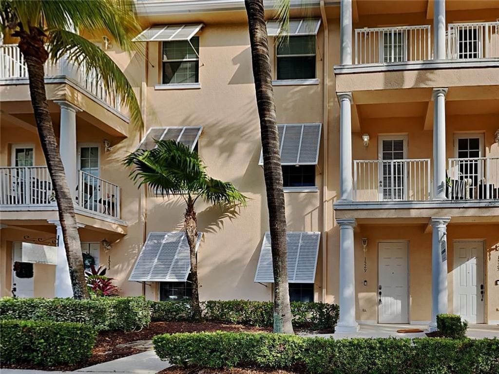 Photo of 1529 Cades Bay Ave Ave, Jupiter, FL 33458 (MLS # F10344542)