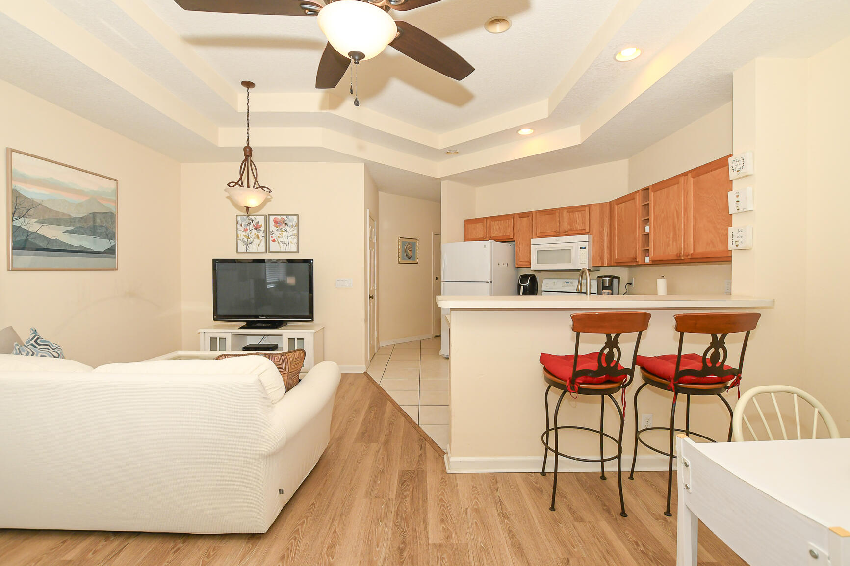 CASTLE PINES CONDOMINIUM - Residential