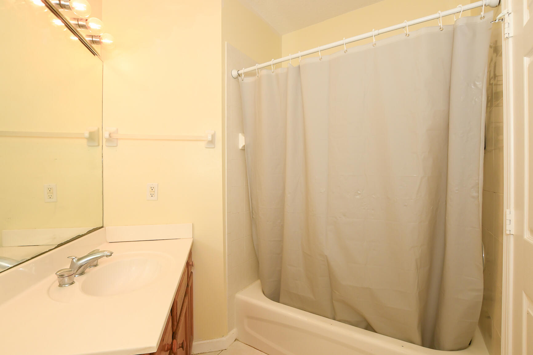 CASTLE PINES CONDOMINIUM - Residential