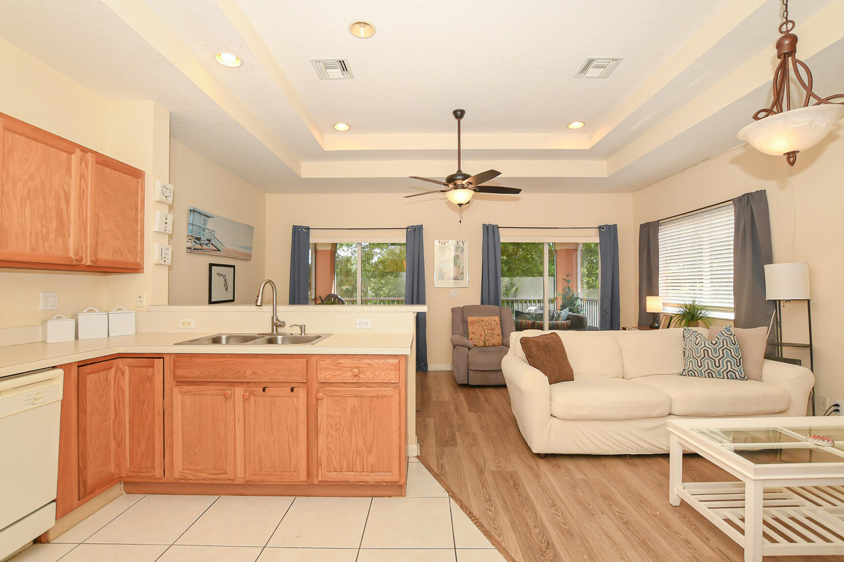 CASTLE PINES CONDOMINIUM - Residential