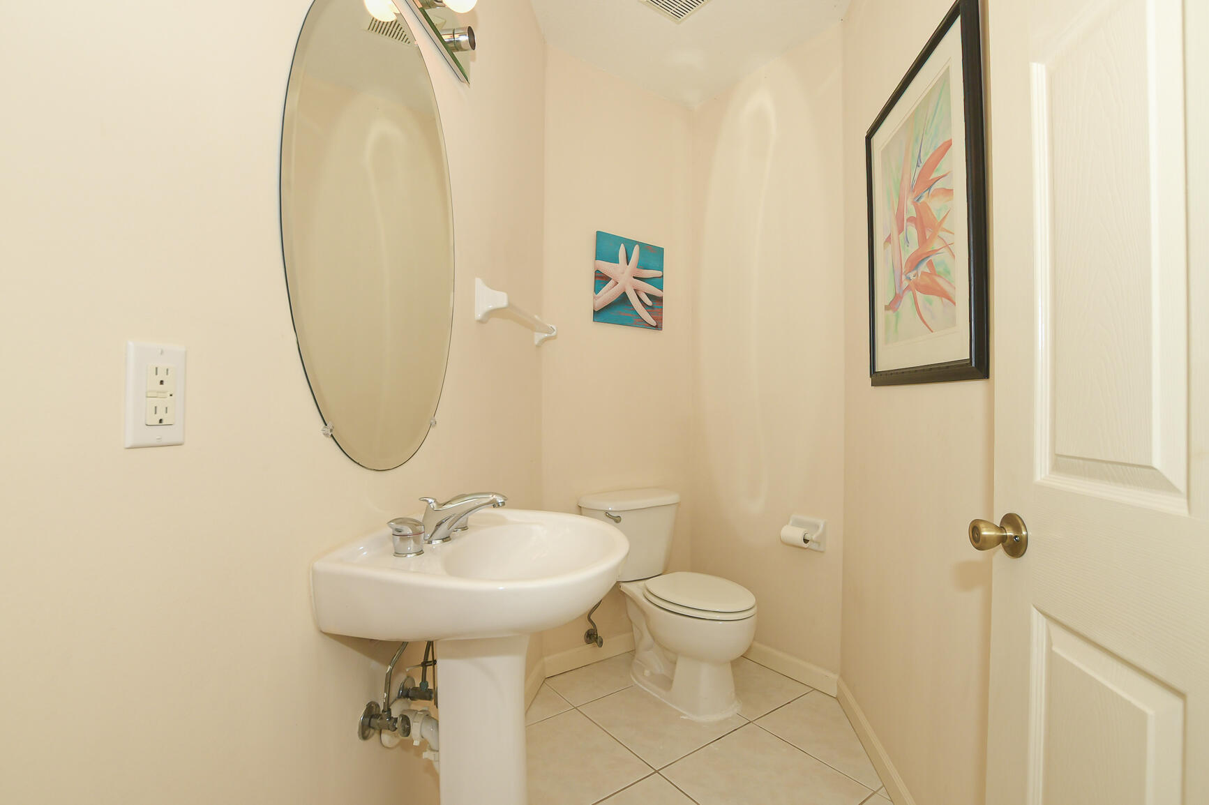 CASTLE PINES CONDOMINIUM - Residential