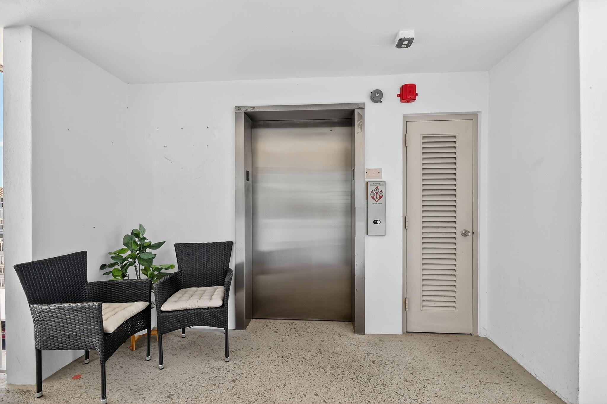 Tropic Bay Condo - Residential