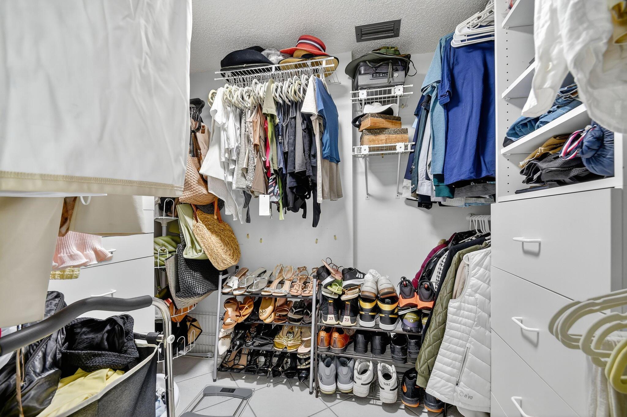 Tropic Bay Condo - Residential