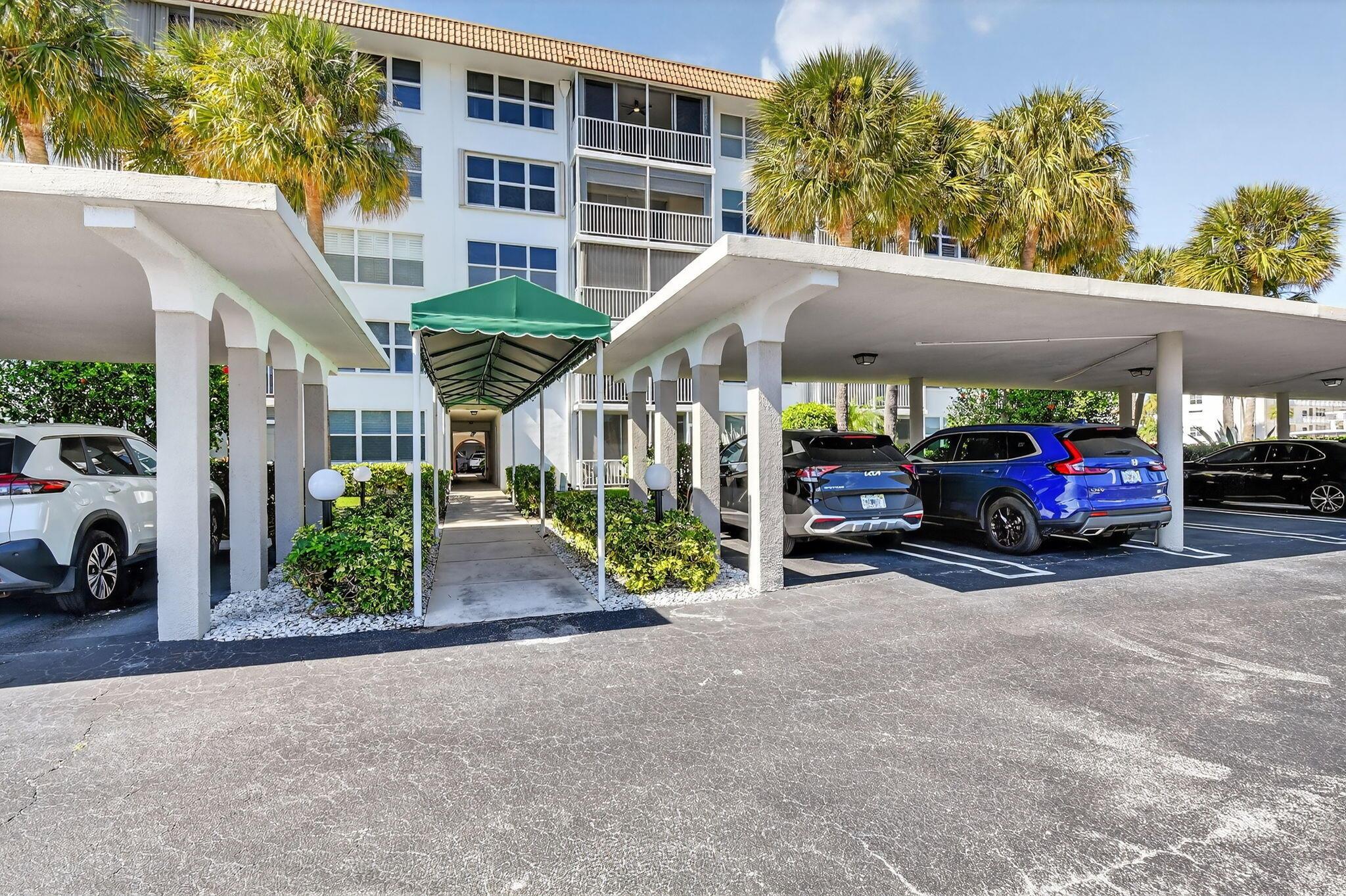 Tropic Bay Condo - Residential