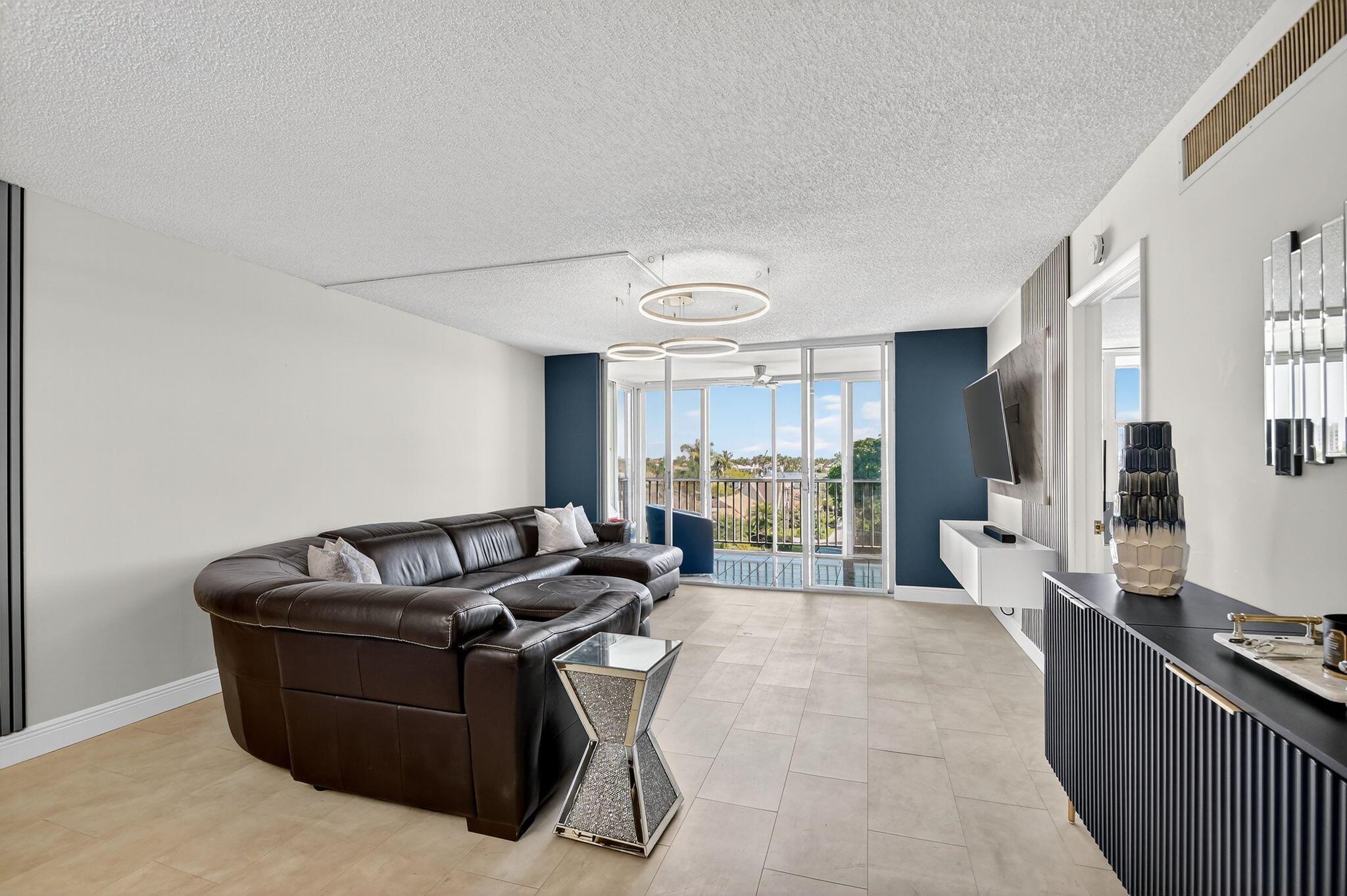 Tropic Bay Condo - Residential