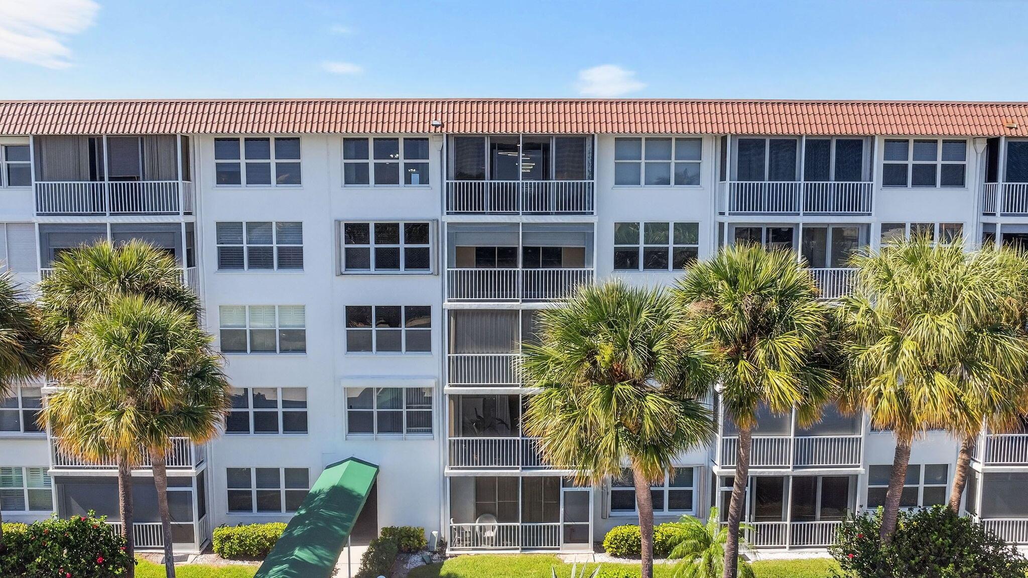 Tropic Bay Condo - Residential