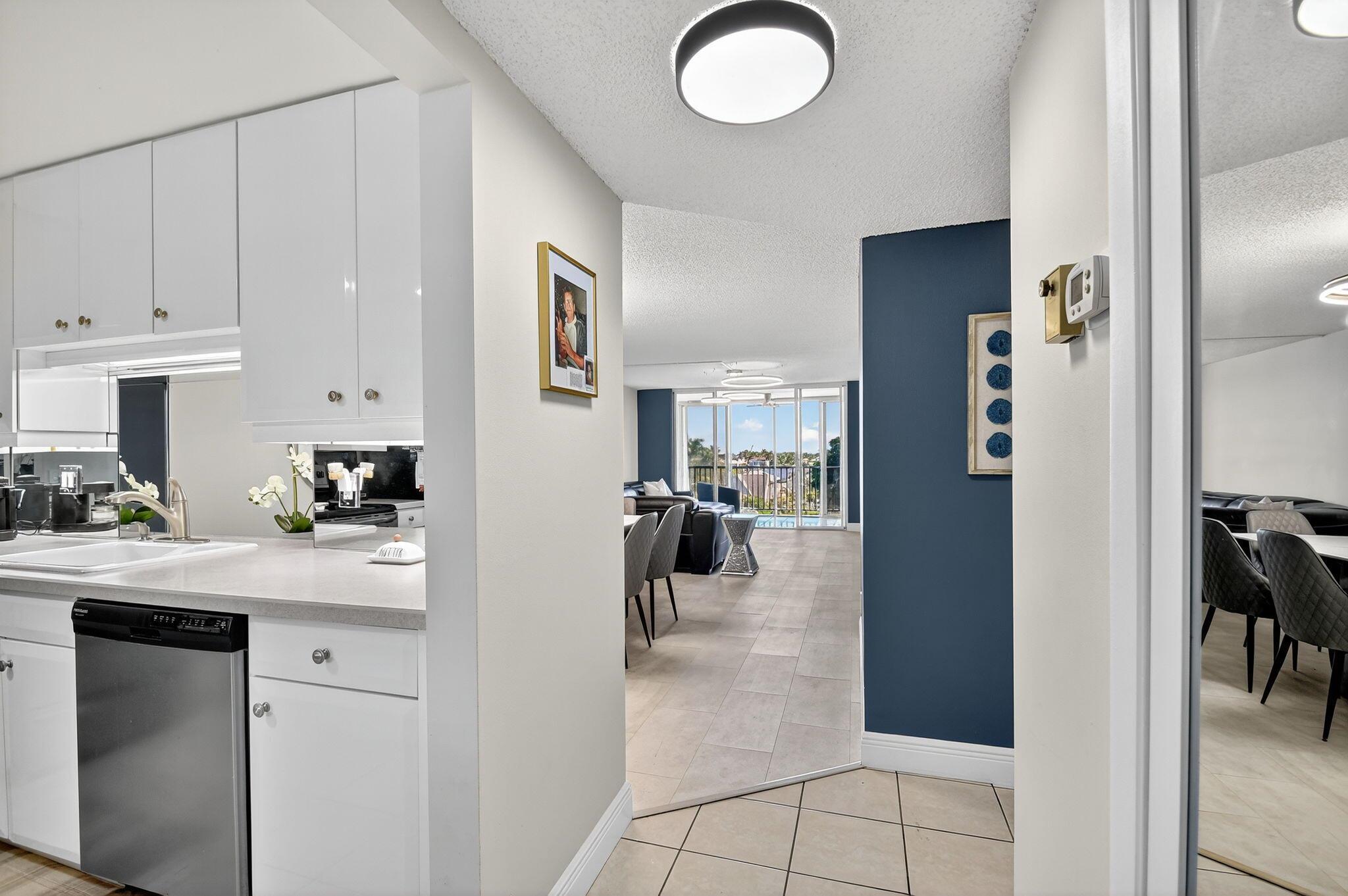 Tropic Bay Condo - Residential