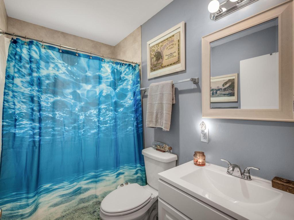 NORTH LAKE WORTH - Residential