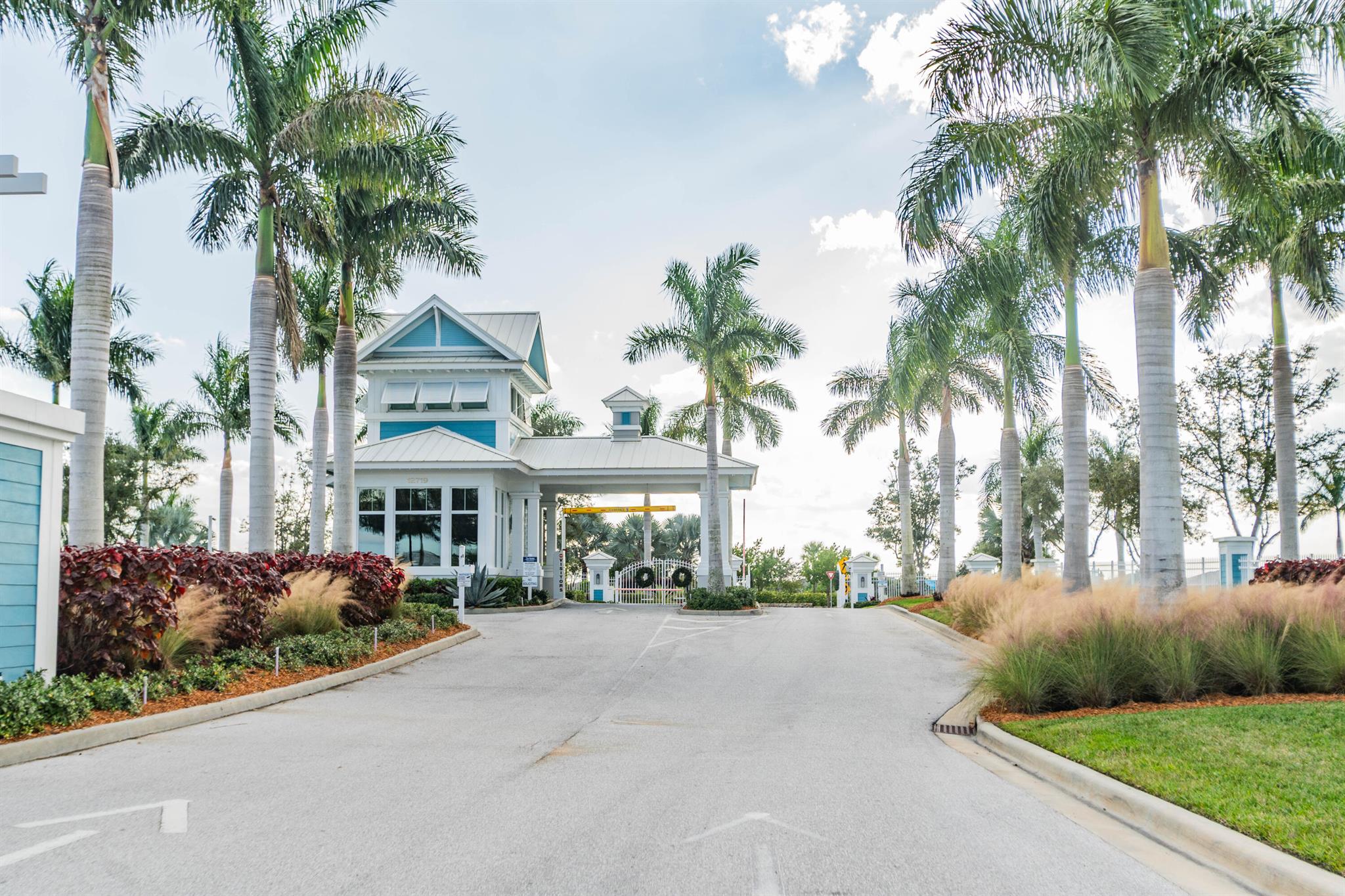 DEL WEBB AT TRADITION - Residential