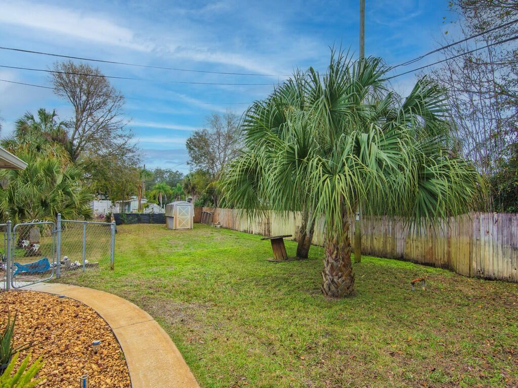 SEBASTIAN HIGHLANDS UNIT 10 - Residential