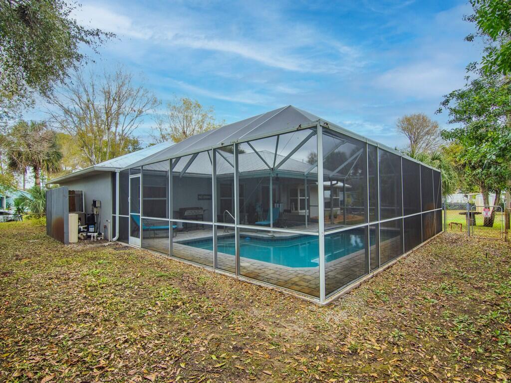 SEBASTIAN HIGHLANDS UNIT 10 - Residential