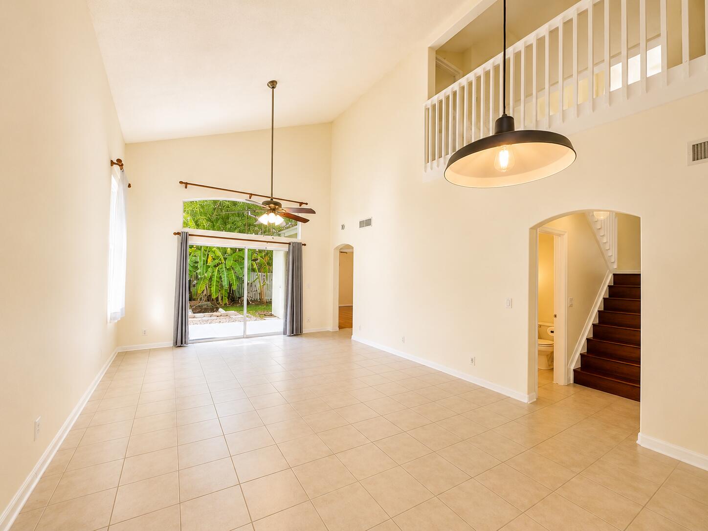 Properties 6711 GREEN ISLAND Circle