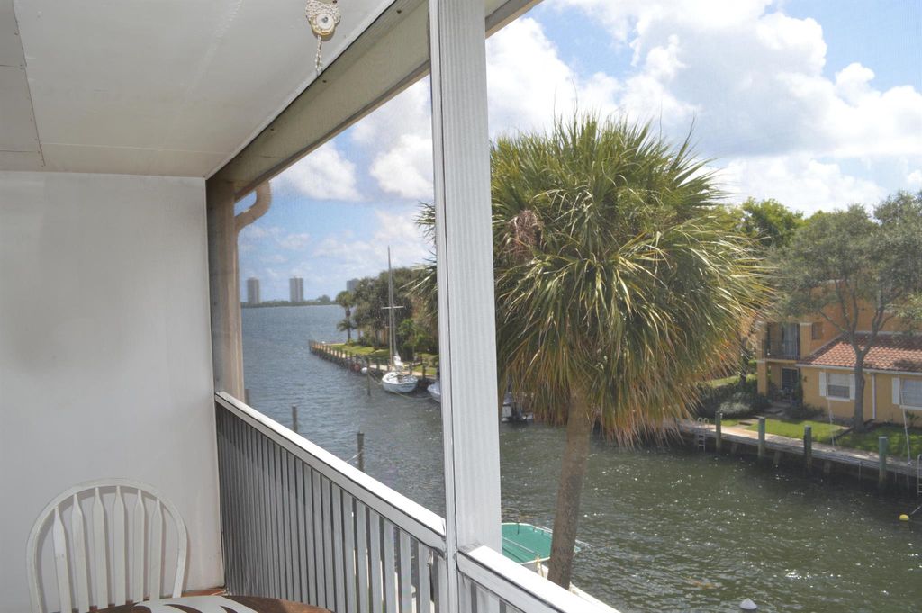 Photo of 120 Lehane Terrace #311, North Palm Beach, FL 33408 (MLS # R11025038)