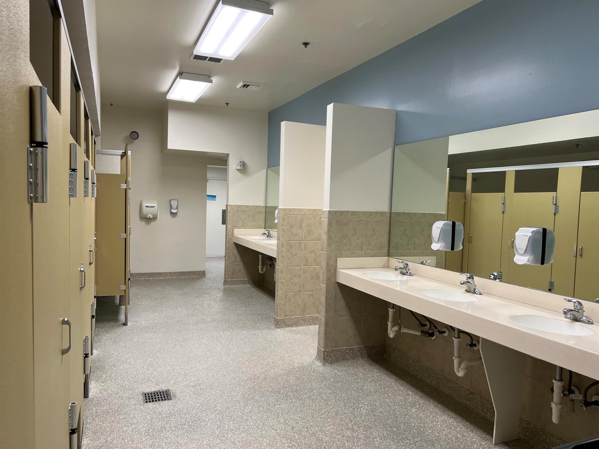 KINGS POINT FLANDERS COND - Residential