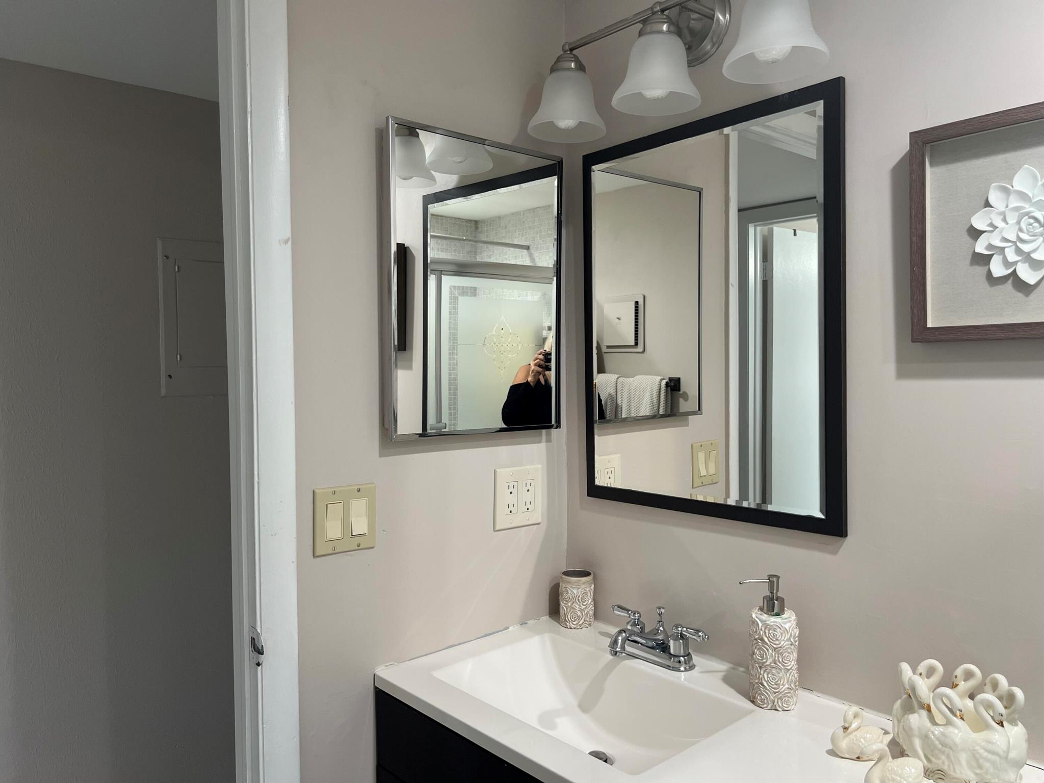 KINGS POINT FLANDERS COND - Residential