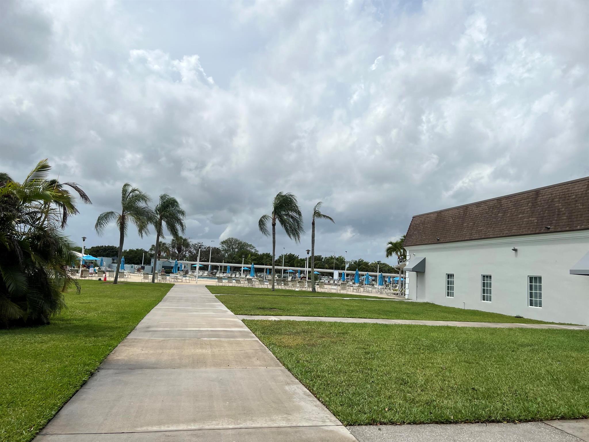 KINGS POINT FLANDERS COND - Residential