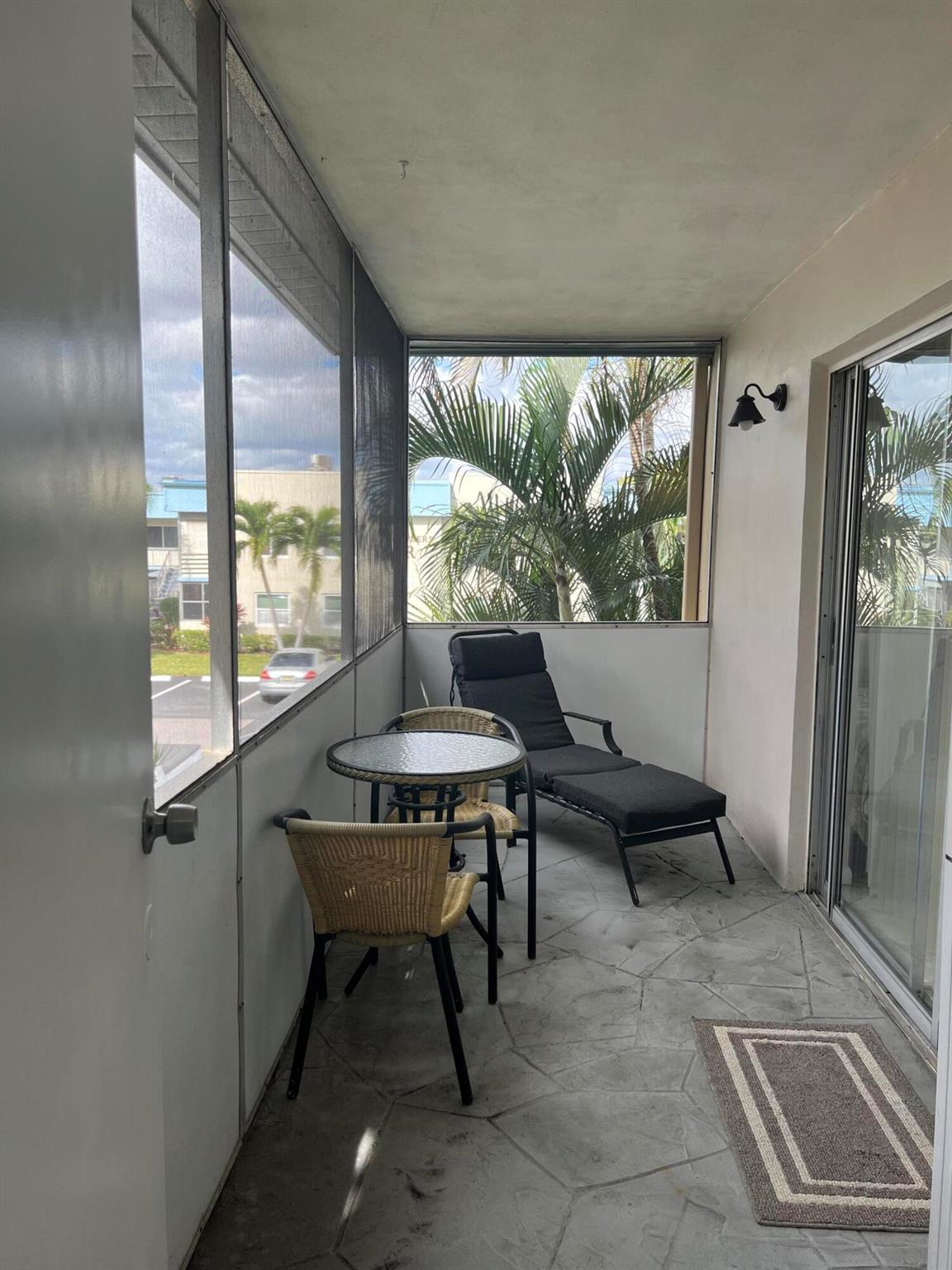 KINGS POINT FLANDERS COND - Residential