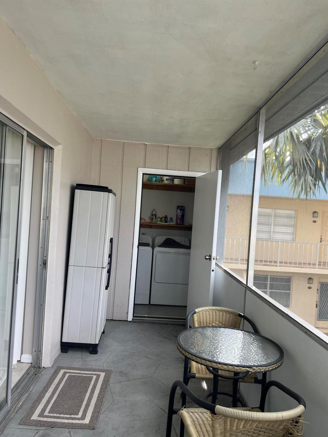 KINGS POINT FLANDERS COND - Residential