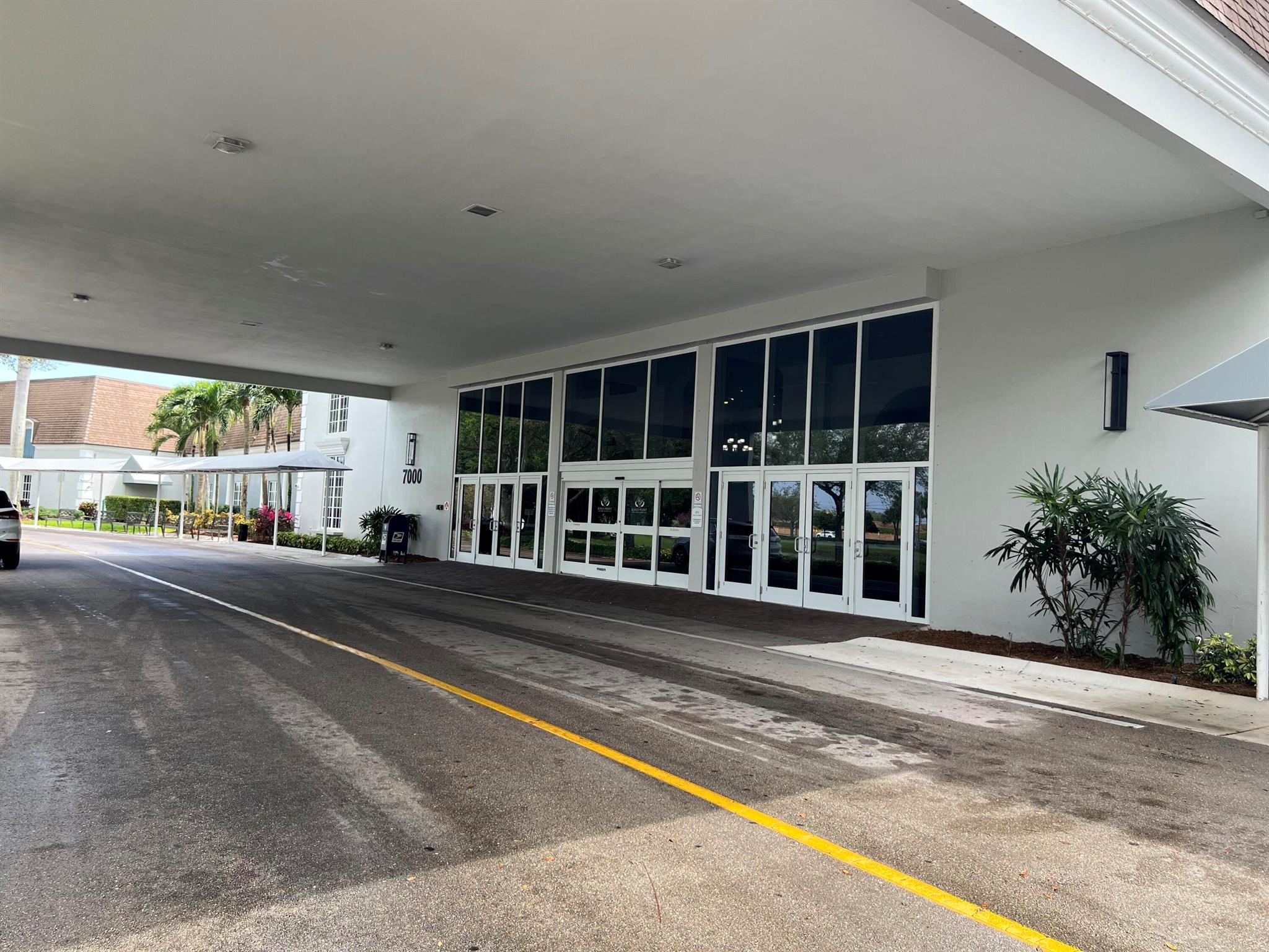 KINGS POINT FLANDERS COND - Residential