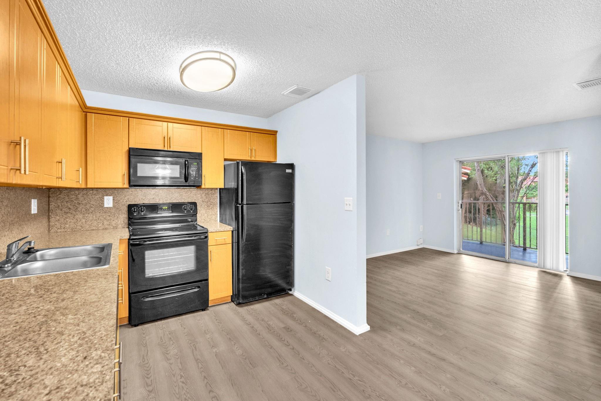 FAIRWAY VIEW - Residential Lease