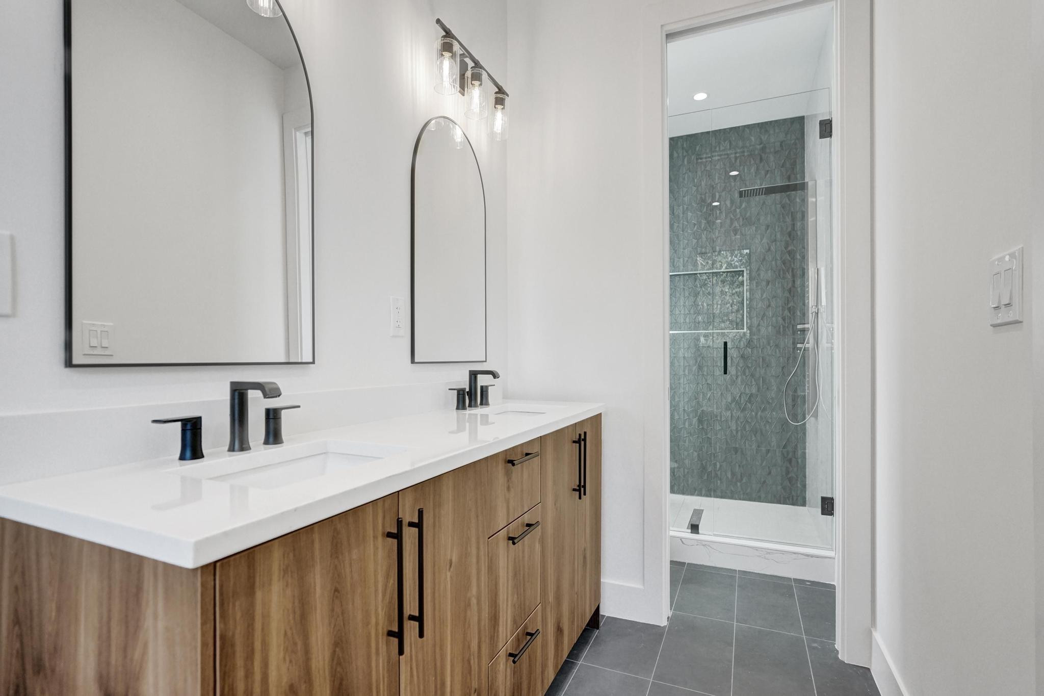 MRS ELVA A TRUAX - Residential Lease