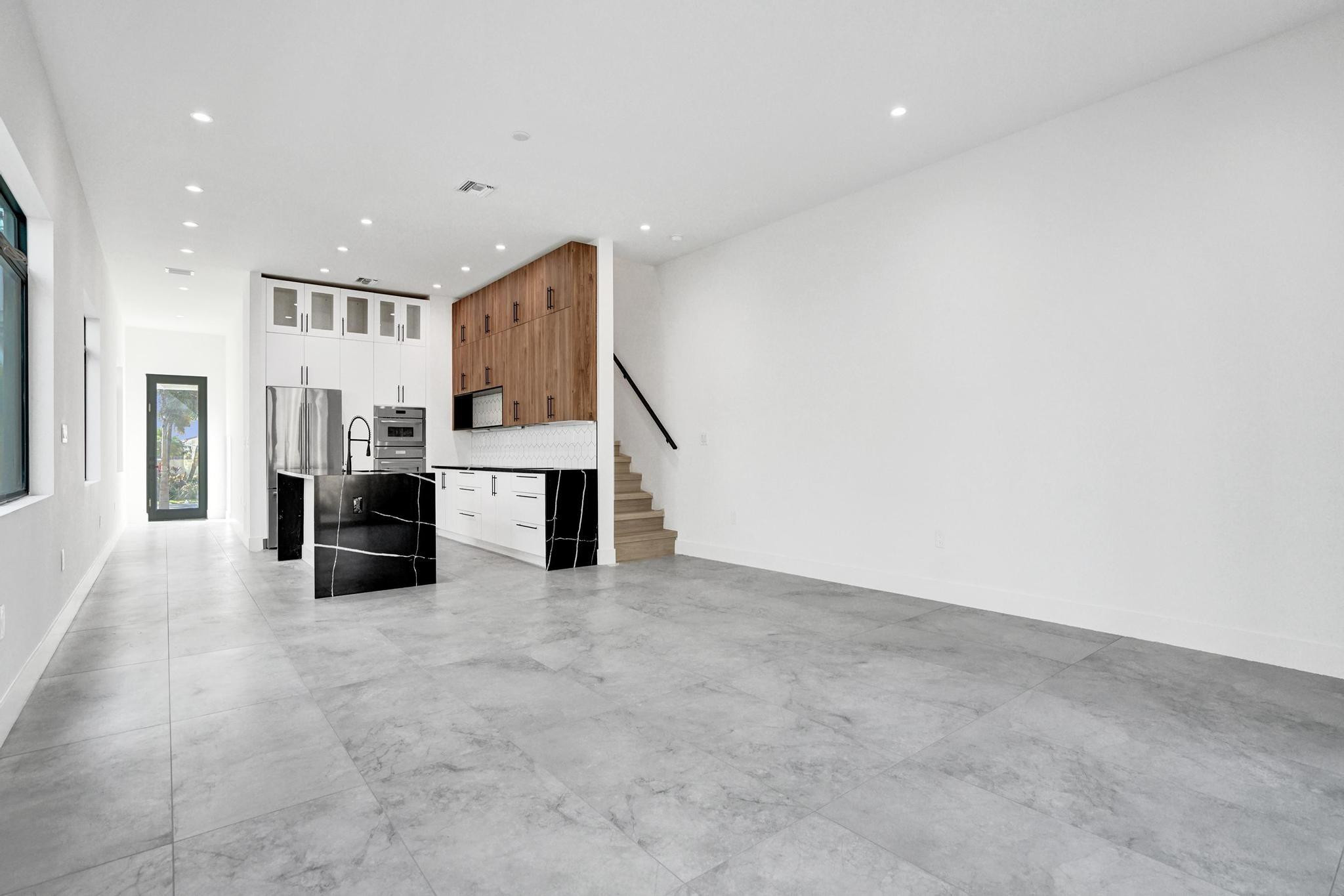 MRS ELVA A TRUAX - Residential Lease