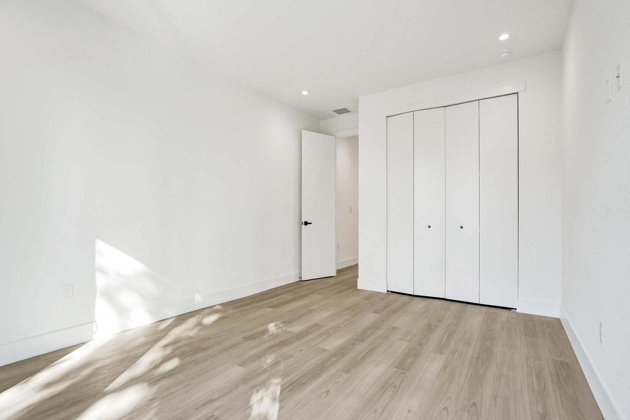 MRS ELVA A TRUAX - Residential Lease