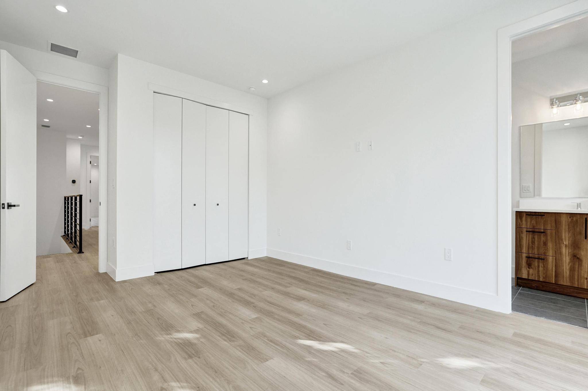 MRS ELVA A TRUAX - Residential Lease