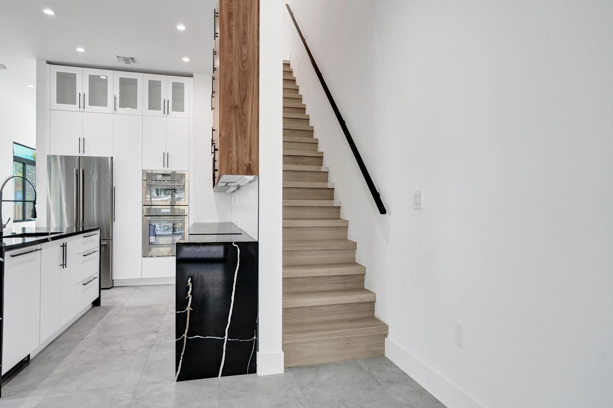 MRS ELVA A TRUAX - Residential Lease