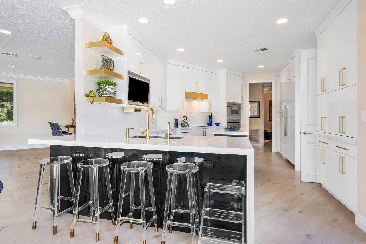 LAKE ROGERS ISLE UNIT C - Residential