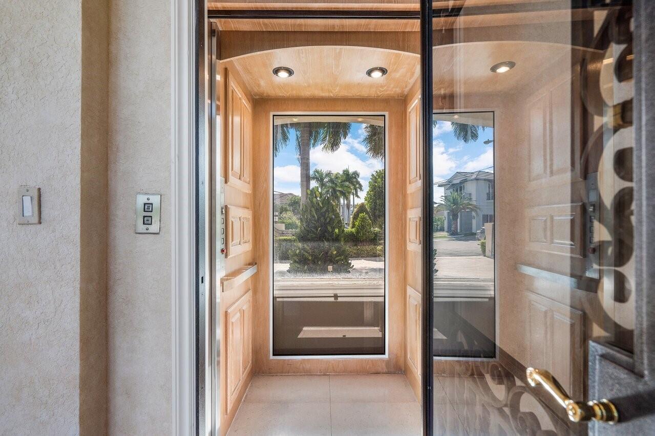 LAKE ROGERS ISLE UNIT C - Residential