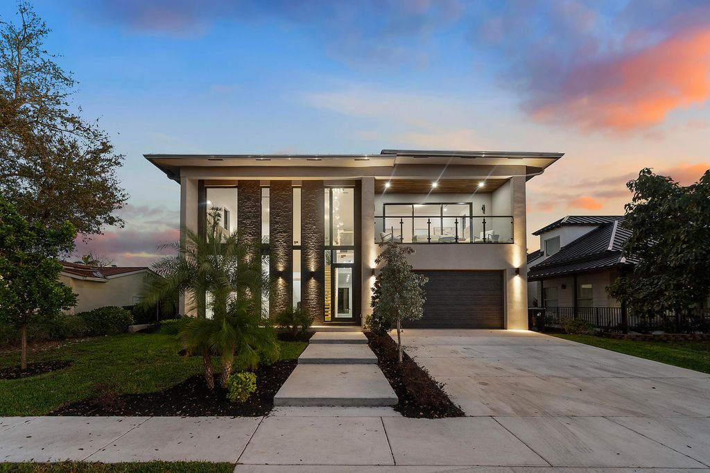 Photo of 1308 Avocado Isle, Fort Lauderdale, FL 33315 (MLS # B26000677)