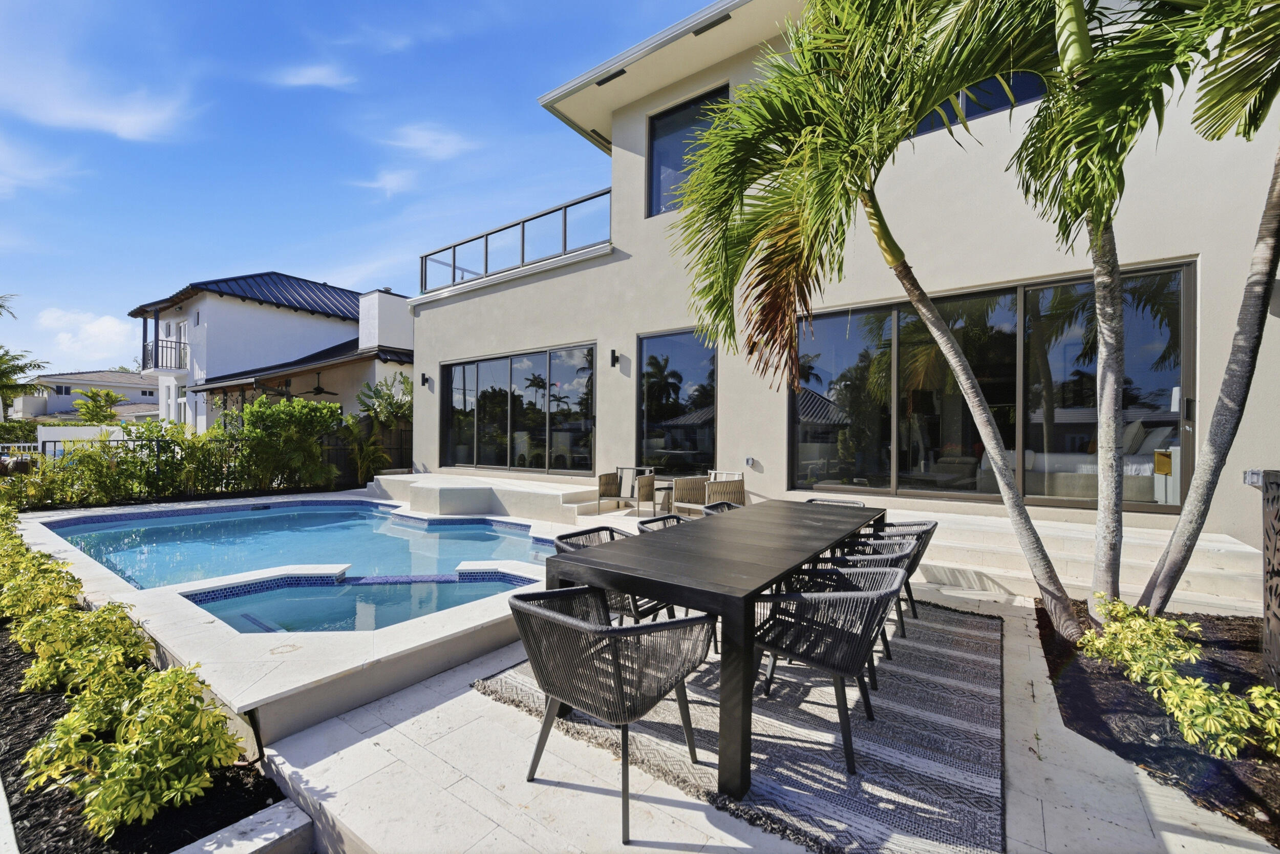 SOUTH NEW RIVER ISLES SEC - Residential