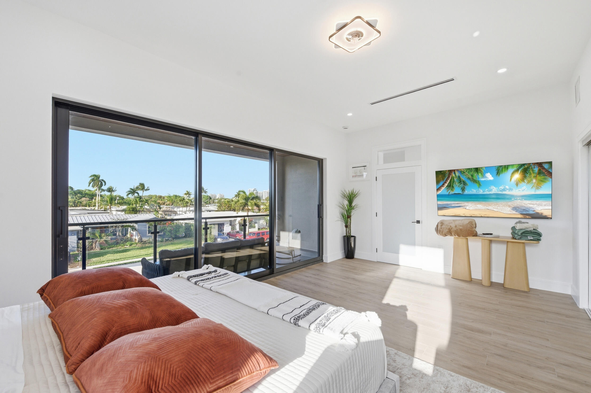 SOUTH NEW RIVER ISLES SEC - Residential