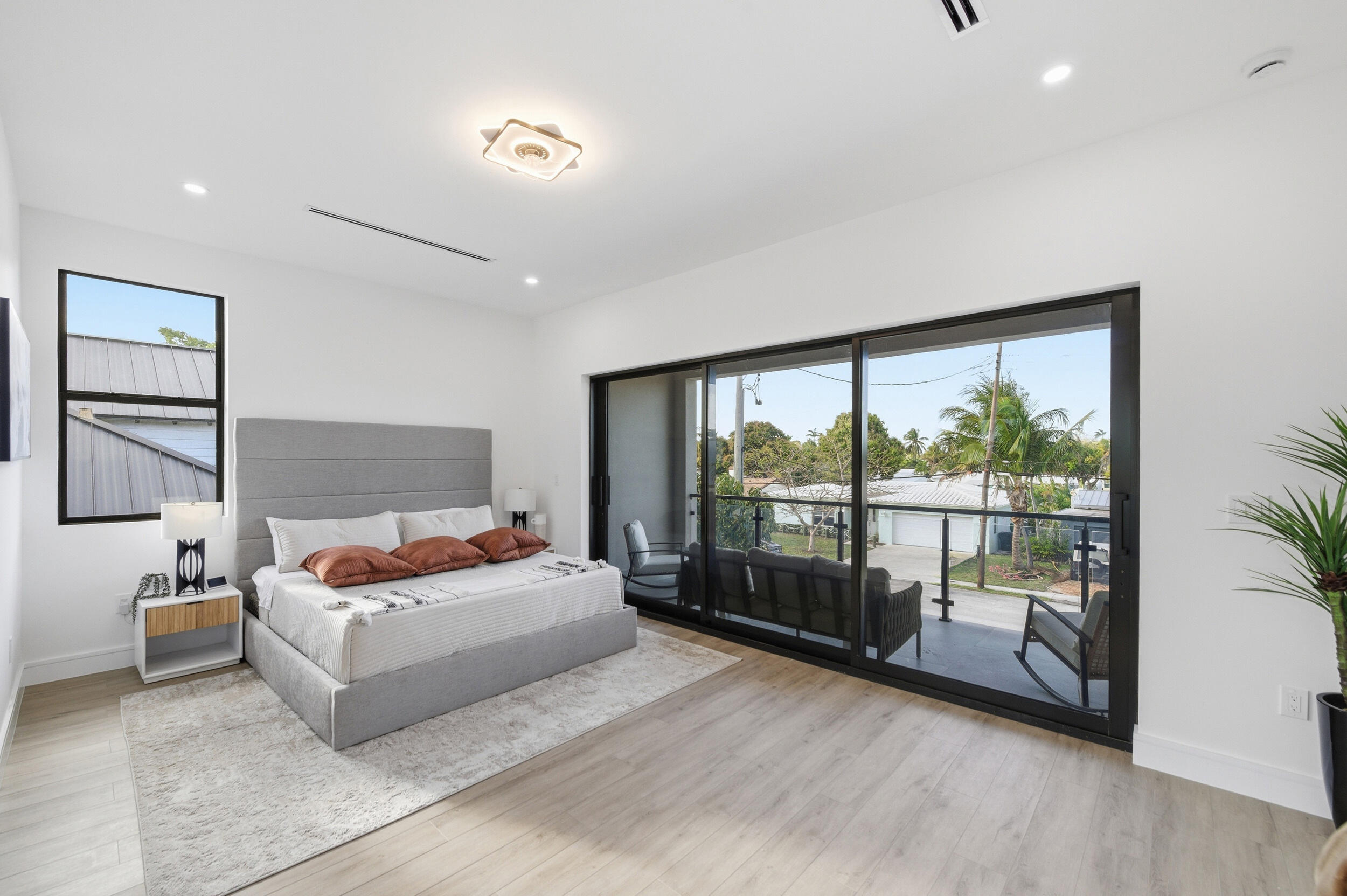 SOUTH NEW RIVER ISLES SEC - Residential