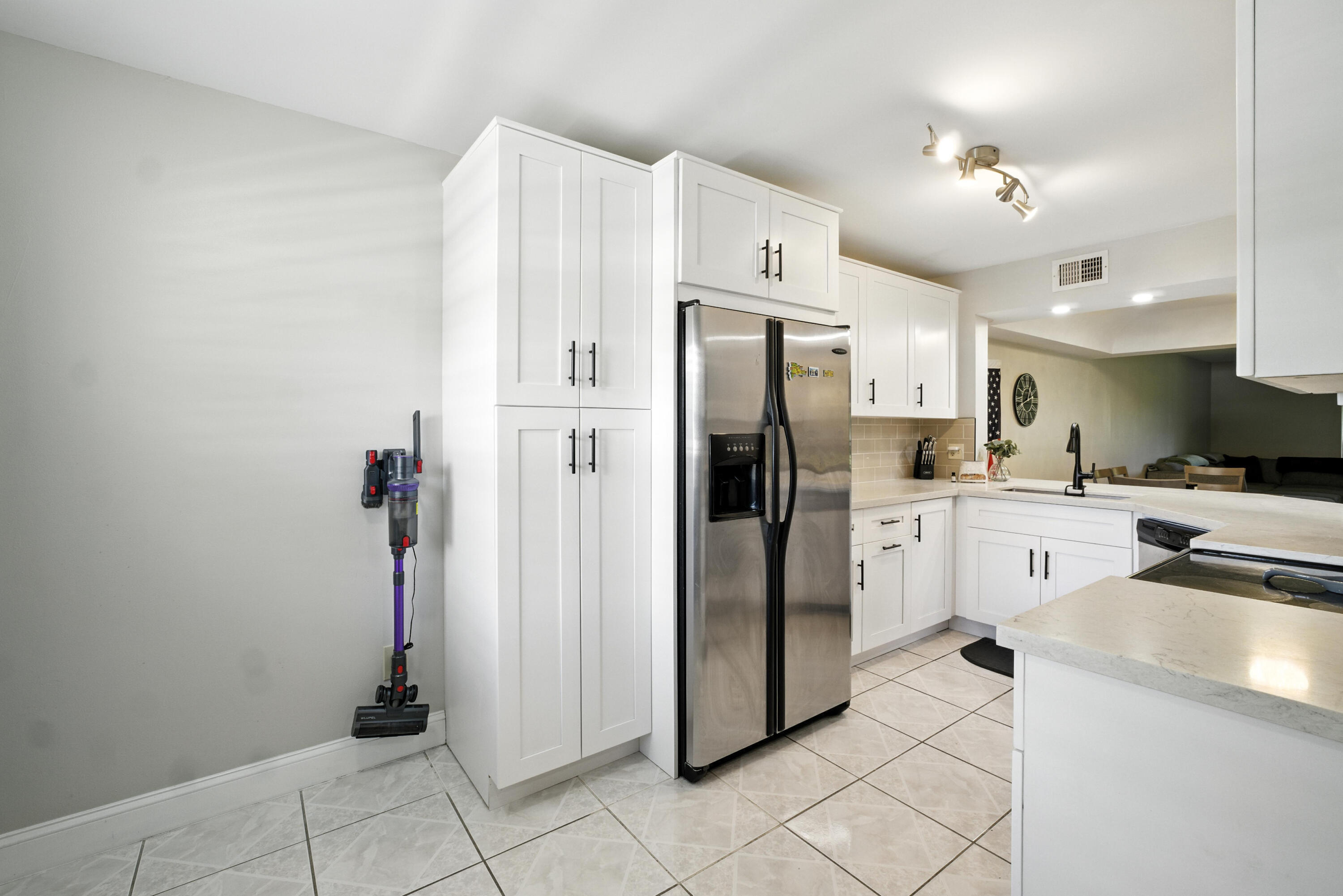 23380 Carolwood Lane 202
