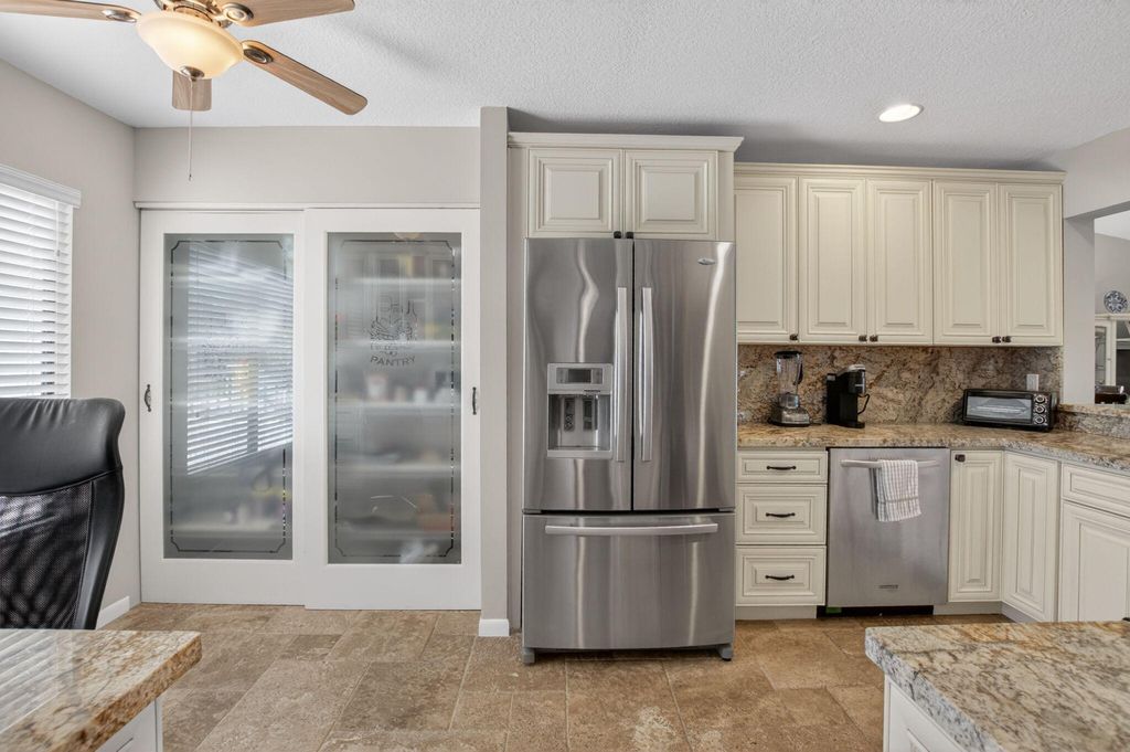 Photo of 7701 Glendevon Lane #1907, Delray Beach, FL 33446 (MLS # B26023505)